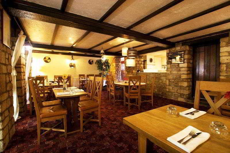 Best Western Compass Inn Tormarton Restoran gambar