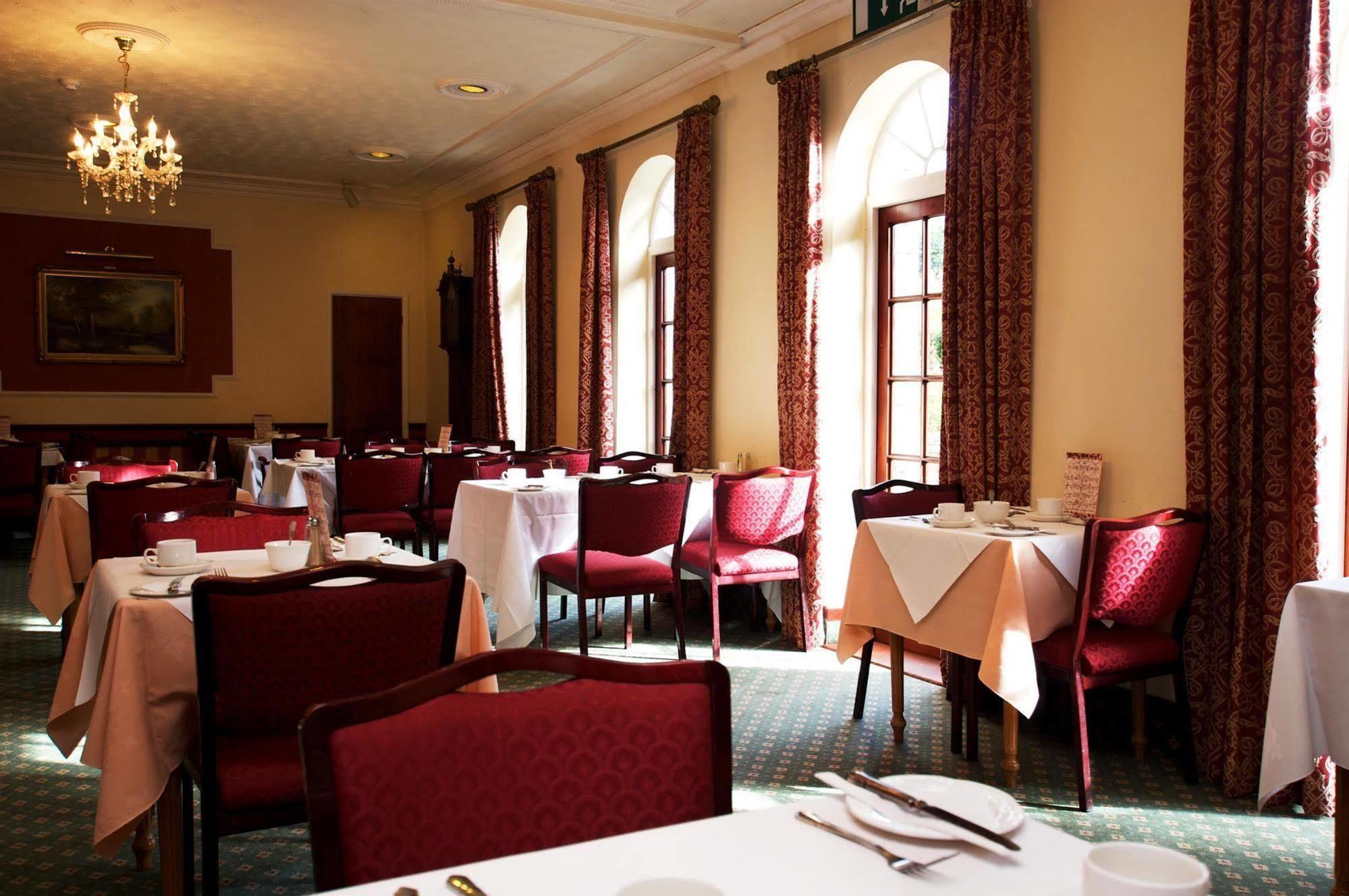 Best Western Compass Inn Tormarton Restoran gambar